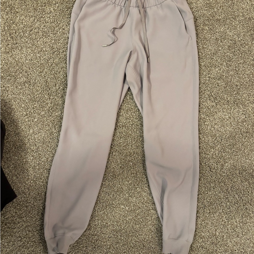 Lululemon Athletica purple/gray scuba joggers